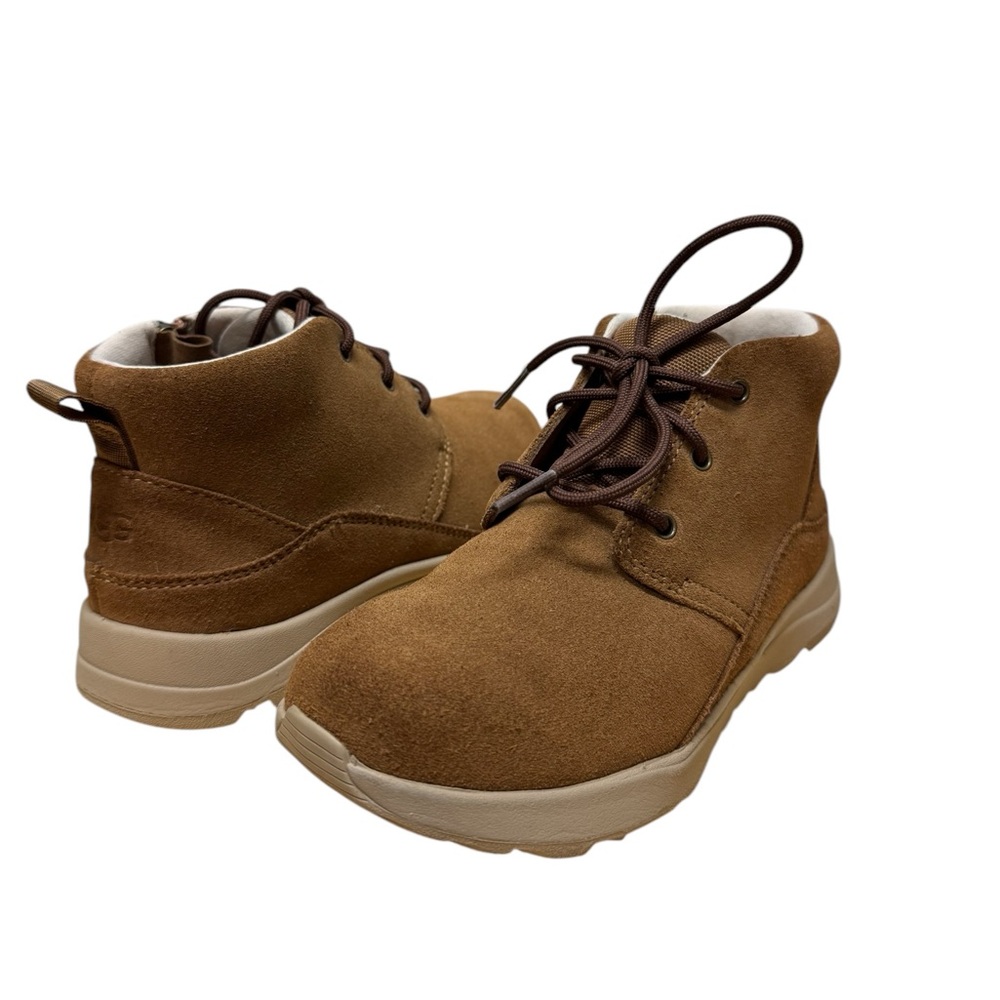Like new! UGG K Canoe III Weather suede Chukka boots, waterproof, tan, kids13 - Picture 4 of 13